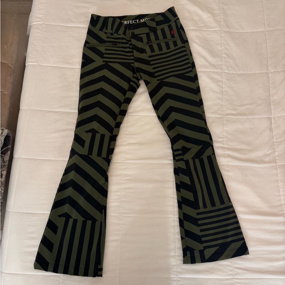 Green and Black Geometric Flare Pants